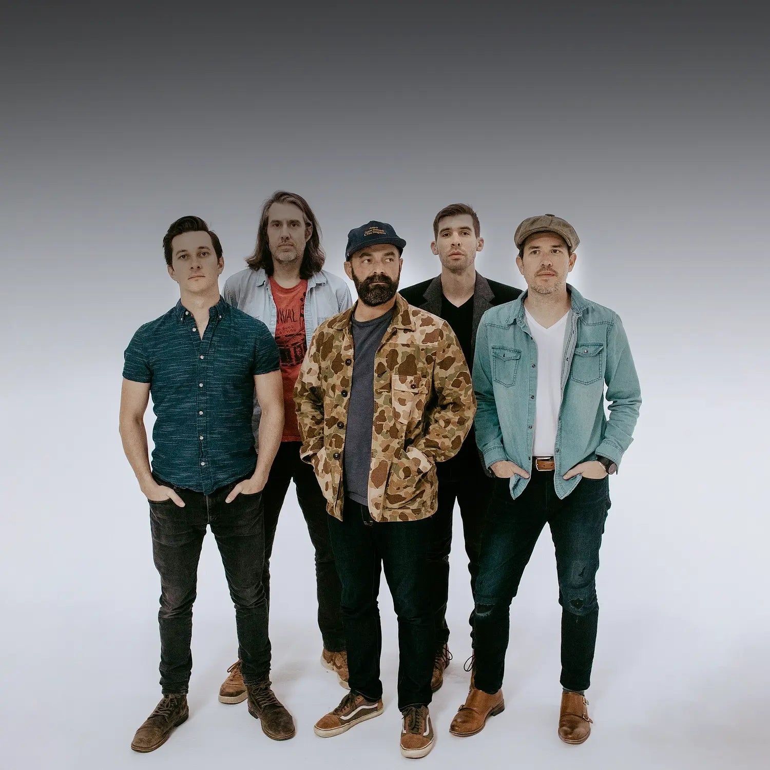 Drew Holcomb & The Neighbors